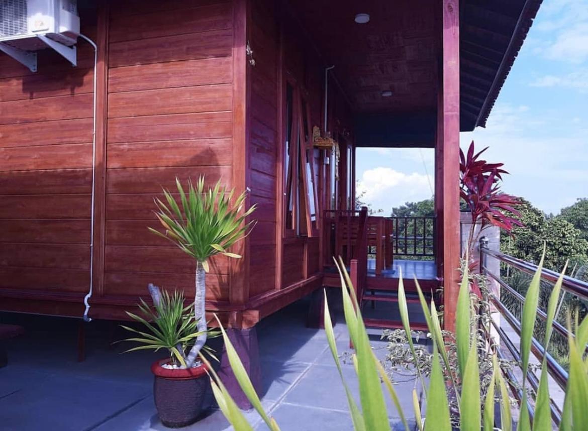 Grand Raka Homestay 러비나 외부 사진