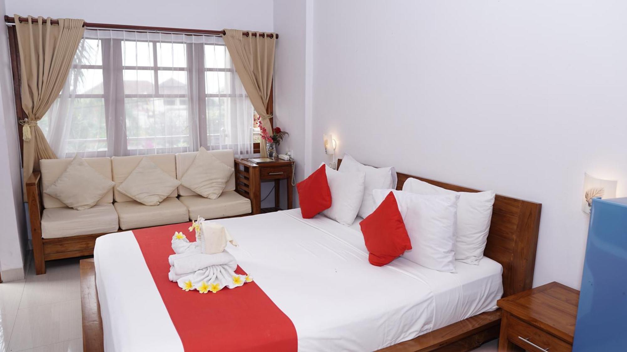 Grand Raka Homestay 러비나 객실 사진